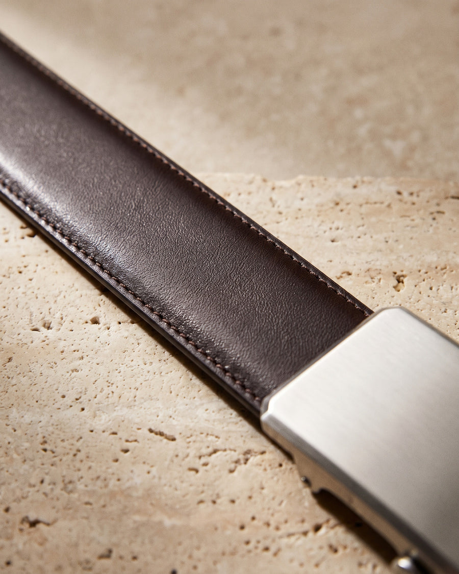 Harrow automatic Italian leather belt, brushed silver buckle, brown strap – full-grain Italian leather close-up